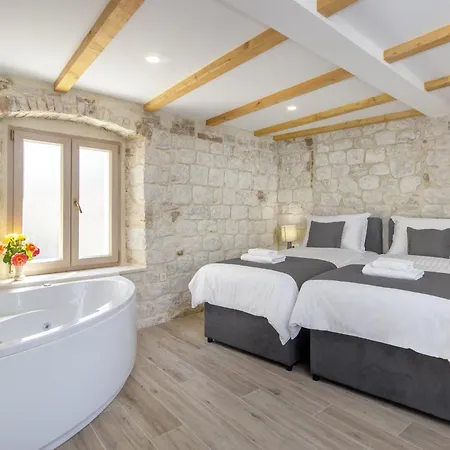 Stone House Vikendica Trogir